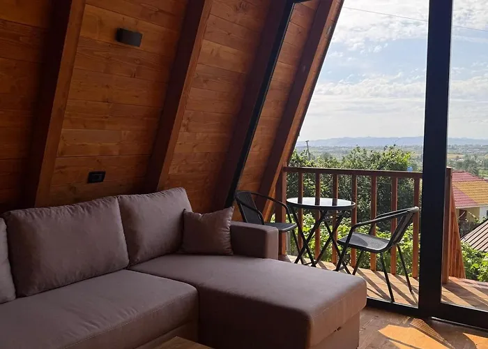 Villa Azalea 2, Cozy Wooden Tirana
